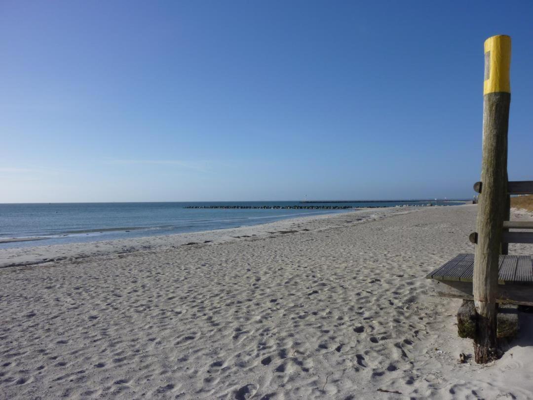 Traumhafter Ostsee-Ausblick, Fewo Direkt Am Strand Фемарн Екстер'єр фото